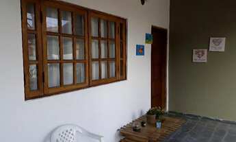 Imagem 3: Casa a venda com 3 quartos, 2 banheiros próximo a praia em Mucuri BA