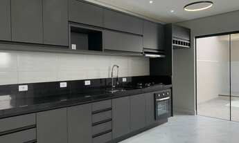 Imagem 3: Térrea para venda com 3 quartos e suíte com closet