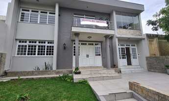 Imagem: Casa para venda com 6 quartos em Trindade