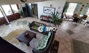 Imagem 2: Casa na Caponga com 6 quartos