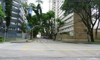 Imagem 5: CURITIBA - Apartamento Padrão - Água Verde