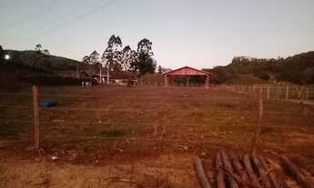 Imagem: Sítio em Sorocaba de dentro aceito imóvel