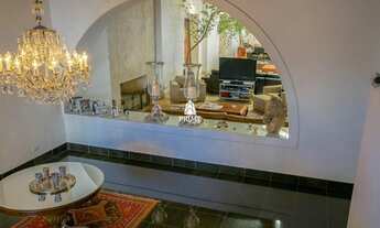 Imagem 2: CASA DE ALTO PADRÃO - 707m² 4 QUARTOS 8 VAGAS NO ÁGUA VERDE