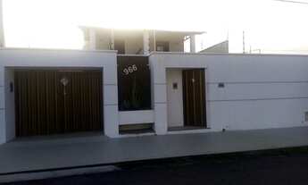 Imagem 1: Casa para venda possui 419 metros quadrados com 5 quartos em Parquelândia - Fortaleza - Ce