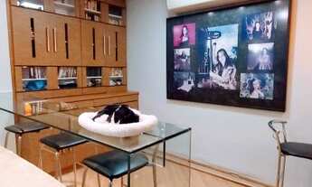 Imagem 6: Sobrado para venda possui 341 metros quadrados com 3 quartos em Setor Central - Goiânia