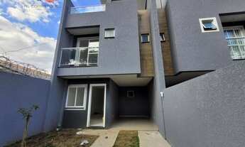 Imagem 2: Sobrado para Venda em Curitiba, Hauer, 3 dormitórios, 1 suíte, 3 banheiros, 2 vagas