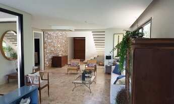 Imagem: Casa de 294 metros quadrados no bairro Jardins