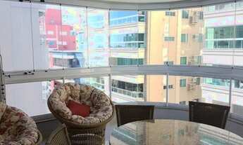 Imagem 3: TEMPORADA* Apto 4 Dormitórios sendo 2 suítes, ótima Localização, sacada com churrasqueira