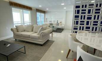 Imagem 6: Apartamento para venda possui 166m² com 5 quartos