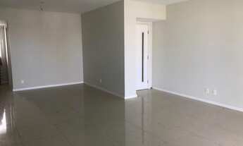 Imagem 5: Oportunidade de 3/4, 3 suítes, reversível para 4/4 com dependência completa no Caminho das