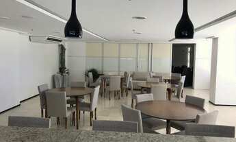 Imagem 3: APARTAMENTO NA QUADRA DA BEIRA MAR - VISTA MAR NO MELHOR DO MEIRELES