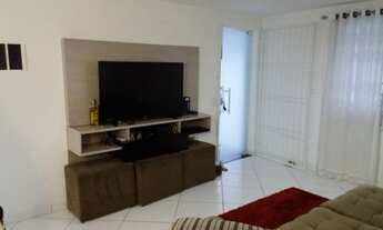 Imagem 6: Casa ampla de 4 dormitórios à venda no bairro Jardim Iririu - Joinville/SC