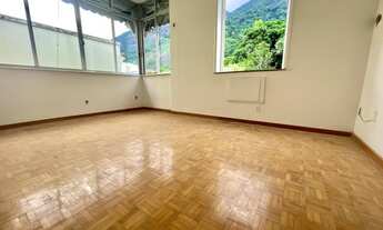 Imagem: CHARMOSO 3 QUARTOS EM RUA BUCÓLICA