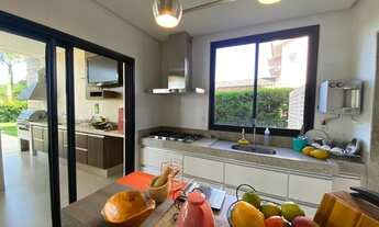 Imagem 5: Casa de condomínio sobrado para venda tem 366 metros quadrados com 4 quartos