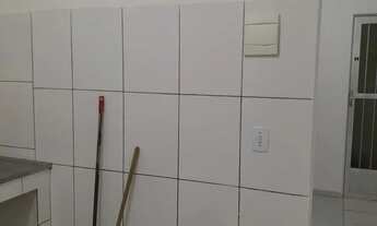 Imagem 2: Alugo casa 1 quarto, sala, cozinha c/área de serviços e banheiro semi nova