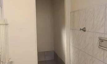 Imagem 2: Edícula para aluguel tem 40 metros quadrados com 2 quartos