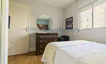 Imagem 11: Apartamento reformado com terraço amplo