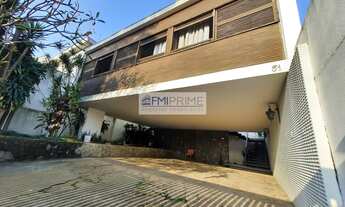 Imagem 2: Casa térrea a venda na Vila Madalena, piscina e excelente localização