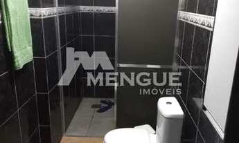 Imagem 3: Casa com 2 dormitórios e 6 vagas de garagem, à venda no bairro Sarandi em Porto Alegre com