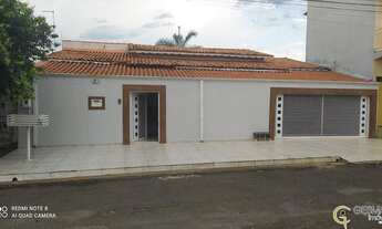 Imagem: Casa residencial, 03 sendo uma suíte