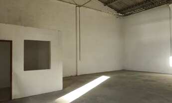 Imagem 4: Galpão perto da Avenida das Torres