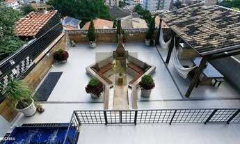 Imagem 2: Casa para Venda em São Paulo, Vila Sônia, 5 dormitórios, 2 suítes, 4 banheiros, 3 vagas