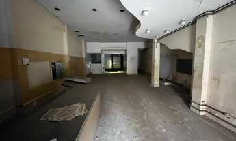 Imagem: Ponto comercial/Loja/Box para venda possui