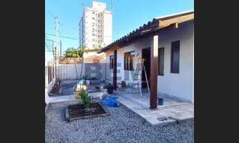 Imagem 3: Casa para Locação em Itajaí, São Vicente, 3 dormitórios, 2 banheiros, 3 vagas