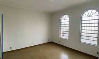 Imagem 4: RIBEIRÃO PRETO - Casa Padrão - JARDIM MACEDO