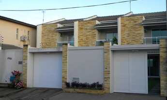 Imagem 2: CASA DUPLEX NO EUSÉBIO! ÁREA DE 125M2 COM 3 QUARTOS