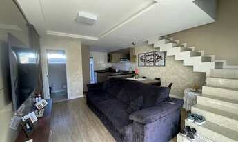 Imagem: Amplo sobrado a venda no Gravatá de Navegantes