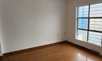 Imagem 3: Casa com 3 dormitórios mais uma edícula. Vila Carol pertinho da av. Itavuvu