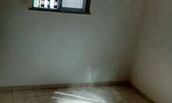 Imagem 4: Apartamento para aluguel possui 51 metros quadrados com 2 quartos em Resgate - Salvador