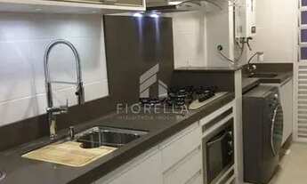 Imagem 4: Apartamento com 02 dormitorios 02 suítes, no bairro Abraão, em Florianóplois/SC