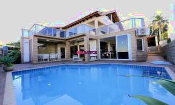 Imagem: CASA NO ITAGUAÇU, AO LADO DE COQUEIROS