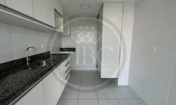 Imagem 3: OPORTUNIDADE, VENDO APTO ANDAR ALTO, NASCENTE POR 765 MIL NA PONTA NEGRA