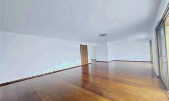 Imagem 6: Apartamento amplo com 4/4 para locação em localização privilegiada