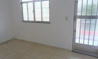 Imagem 3: Apartamento para aluguel possui 50 metros quadrados com 2 quartos em Guadalupe - Rio de Ja