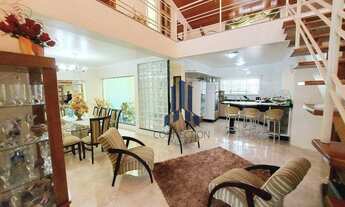 Imagem 2: Sobrado com 4 dormitórios para alugar, 440 m² por R$ 3.949,95/mês - Xaxim - Curitiba/PR