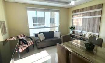 Imagem 2: Excelente dois dormitorios em edificio de frente para a praça