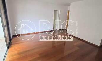 Imagem 6: Imóvel para venda tem 137 metros quadrados com 3 quartos em Tijuca - Rio de Janeiro - RJ