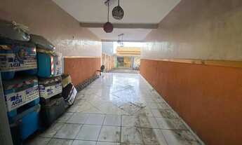 Imagem 4: Área comercial na frente e casa nos fundos, localizada na Vila Mariana em Ap. GO