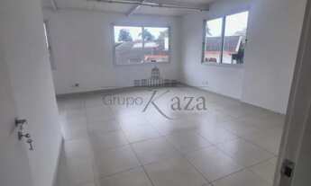 Imagem: Casa com renda - Alto de Pinheiros - 4 Dormitórios