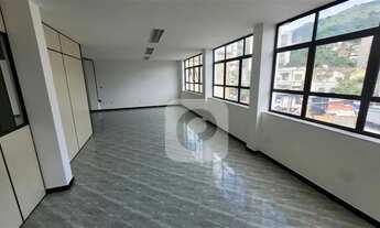 Imagem 4: Prédio 3 Andares com galpão, amplo espaço e ótima localização