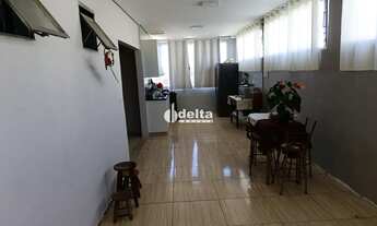 Imagem 12: Casa residencial com 4 quartos sendo 1 suíte disponível para locação no bairro Jardim das