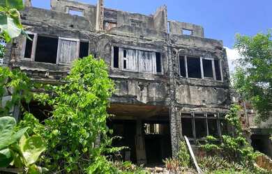 Imagem 7: Terreno em construção https://chatgpt.com/s/t_691c7b7c7e548191af372cf539fd9ba7