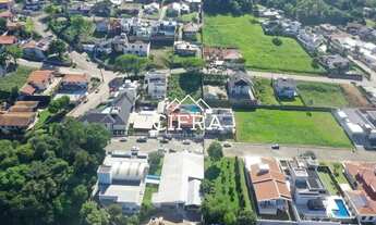 Imagem 3: Casa de Alvenaria - Venda - 03 dormitórios - 478m2 - Semi Mobiliada - Alto Padrão - Piscin