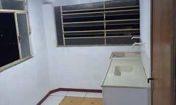 Imagem 3: Kitnet 400 reais..