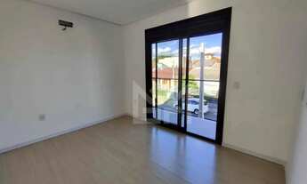 Imagem 7: Casa à Venda com Quintal e Varanda no Bairro Parque da Matriz em Cachoeirinha