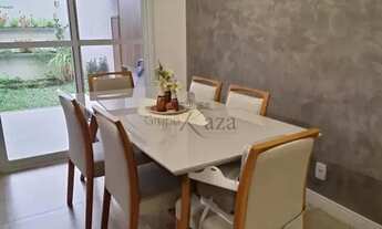 Imagem 3: Casa em Condomínio com 146 metros quadrados com 3 quartos - Bairro URBANOVA